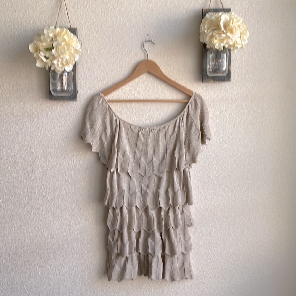 White House Black Market Layered Gold Tunic Top. - Picture 7 of 7